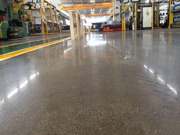 環(huán)氧地坪PK密封固化劑地坪，哪個(gè)你更喜歡？