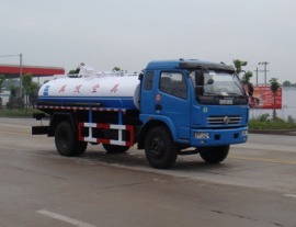 直降4000 東風(fēng)多利卡吸糞車(chē)/吸污車(chē)促銷(xiāo)
