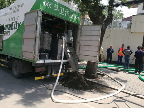 呼和浩特新款環(huán)保吸污凈化車(chē) 引領(lǐng)城市清潔革命